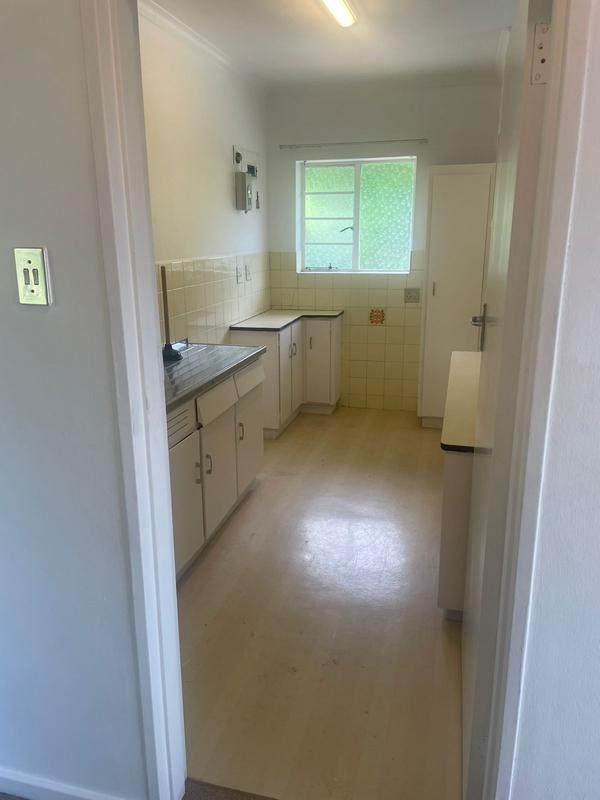 To Let 1 Bedroom Property for Rent in Rondebosch Western Cape